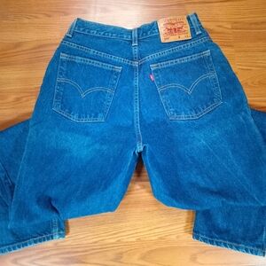 Vtg Levi's 550 Jeans Women’s Size 12 MIS L Relaxed Fit Tapered Leg 30X33 BLUE